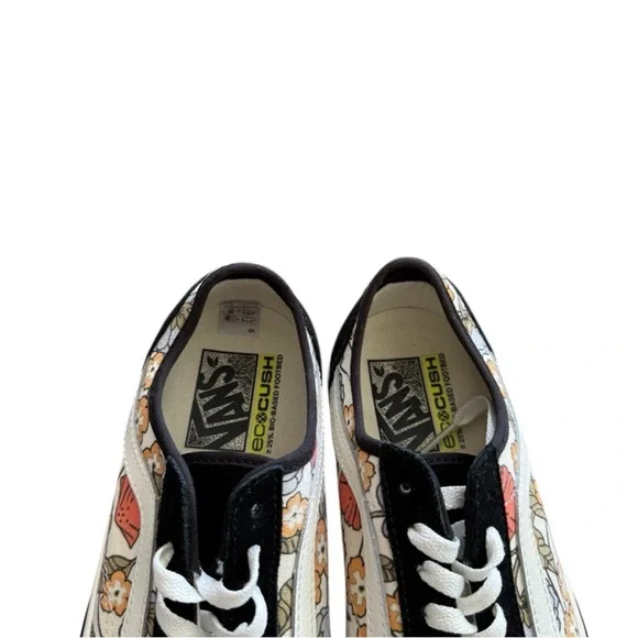 Vans Black and White Old Skool Sneakers with Floral Design Size 8 Woman’s - Picture 13 of 14